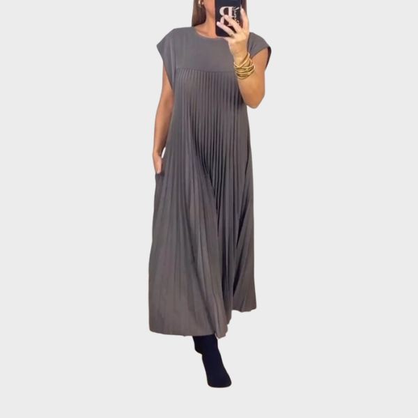 Sienna & Harper™ | Pleated Maxi Dress