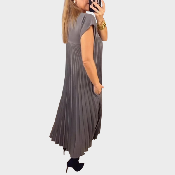 Sienna & Harper™ | Pleated Maxi Dress