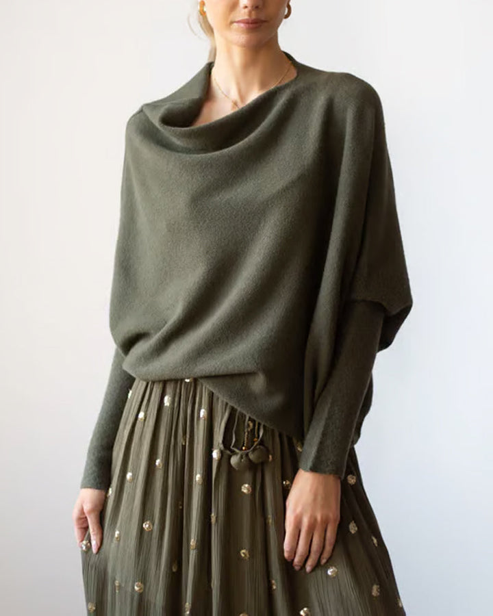 Sienna & Harper™ – Asymmetrical Draped Knitwear with Innovative Design