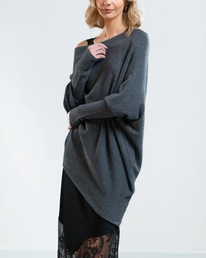 Sienna & Harper™ – Asymmetrical Draped Knitwear with Innovative Design